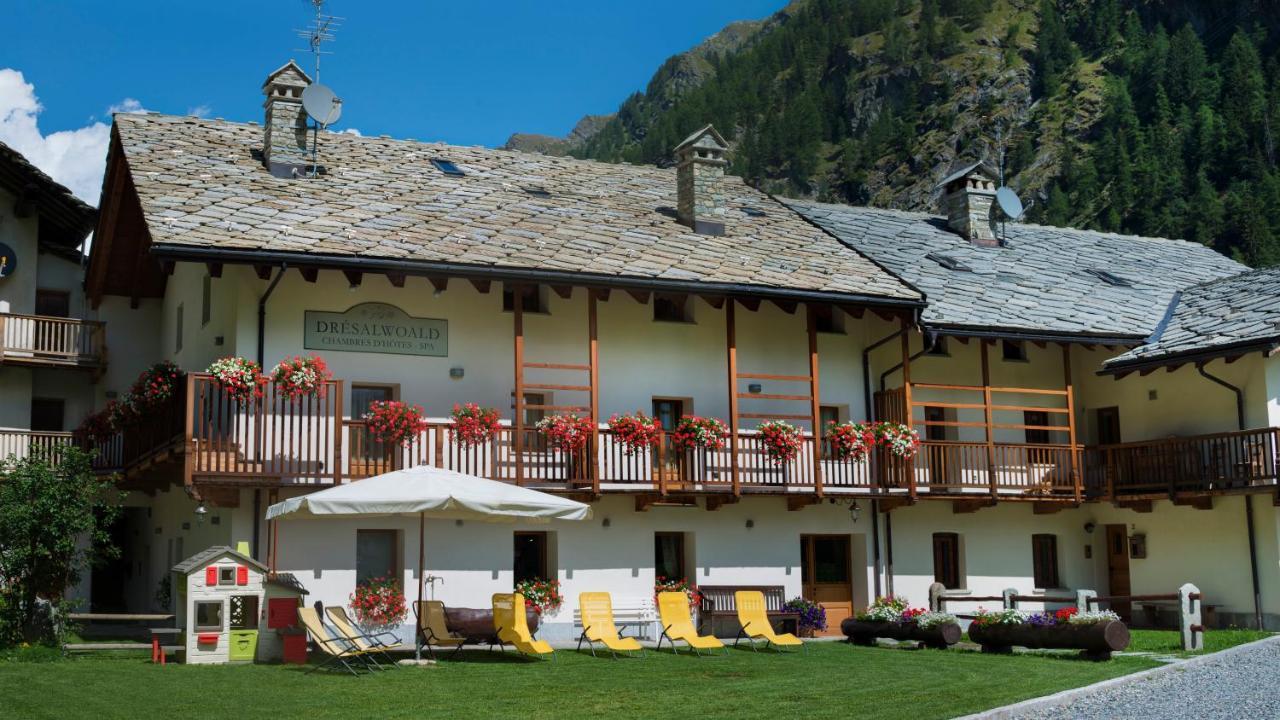 Bed and Breakfast Dresalwoald Грессоне-Сен-Жан Экстерьер фото